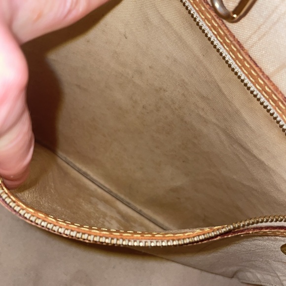 Luis Vuitton Damier Azur MM Neverfull Tote - Picture 9 of 17